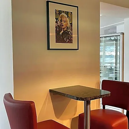Morada Hotel 3*